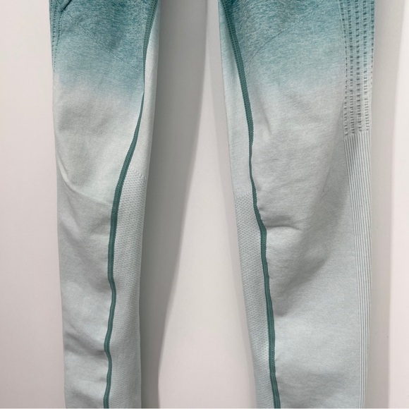 Gymshark Ombré Teal White Stretch Ankle Seamless Pull-on Athletic Leggings - Picture 4 of 14